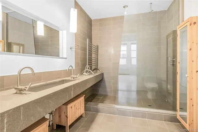 $2,099,900 | 55 Berry Street, Unit 4F | Williamsburg