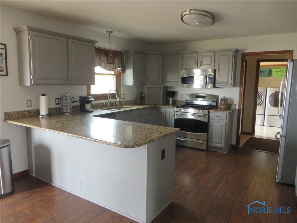 13636 Reitz Road Perrysburg, OH 43551 - Photo 5 of 32 Gallery Image 5