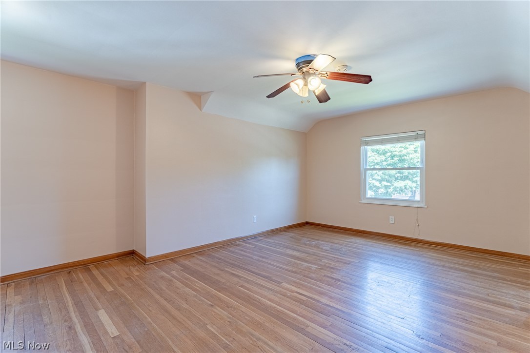 3666 Silsby Road University Heights, OH 44118 - Photo 17 of 37