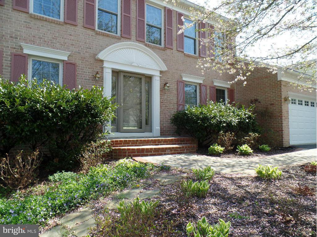 8504 Ellicott View Road Ellicott City, MD 21043 - Photo 1 of 30 Exterior (Front)