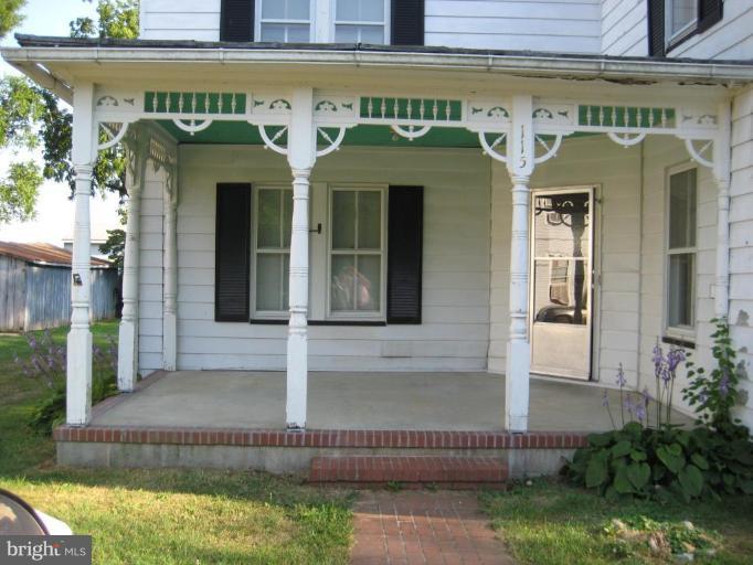 115 Maple Avenue Goldsboro, MD 21636 - Photo 3 of 12 Porch
