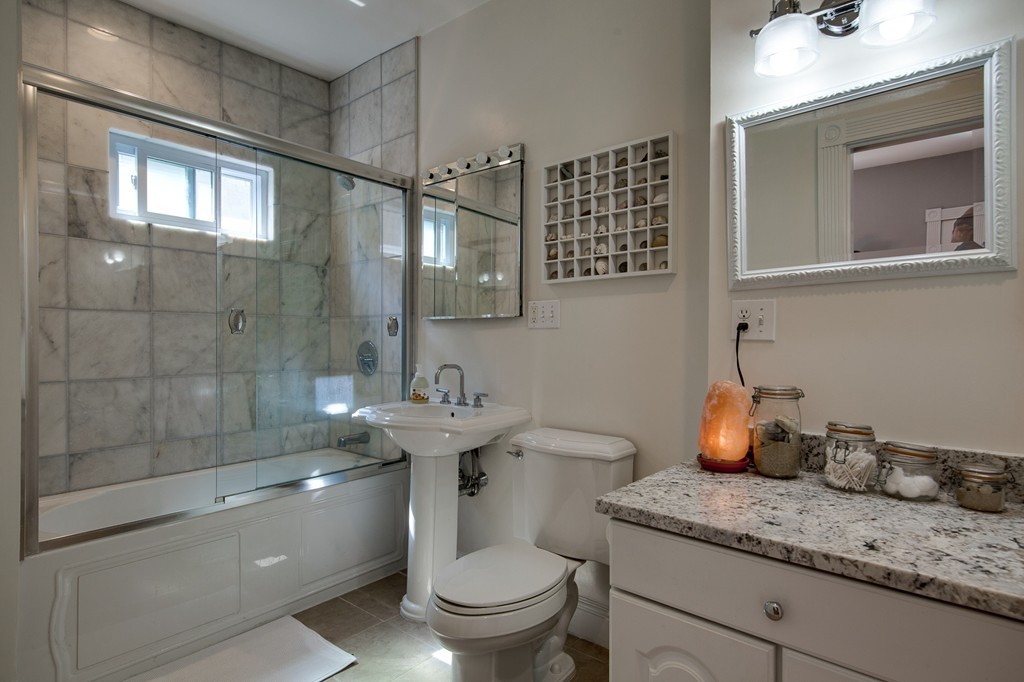 121 Highland Road, Unit 2 Somerville, MA 02144 - Photo 5 of 13 Gallery Image 5