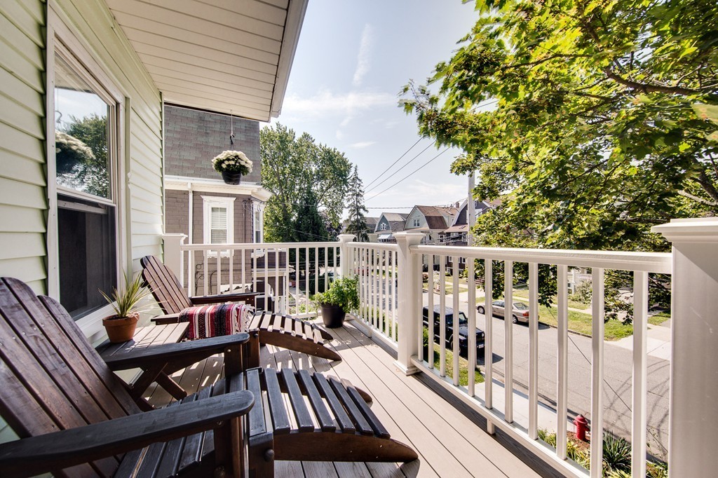 121 Highland Road, Unit 2 Somerville, MA 02144 - Photo 6 of 13 Gallery Image 6