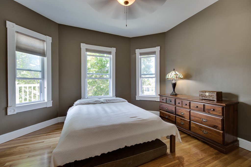 121 Highland Road, Unit 2 Somerville, MA 02144 - Photo 9 of 13 Gallery Image 9