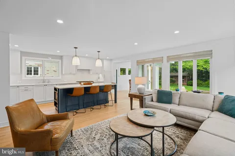 $1,729,000 | 7301 Summit Avenue, Chevy Chase, MD 20815