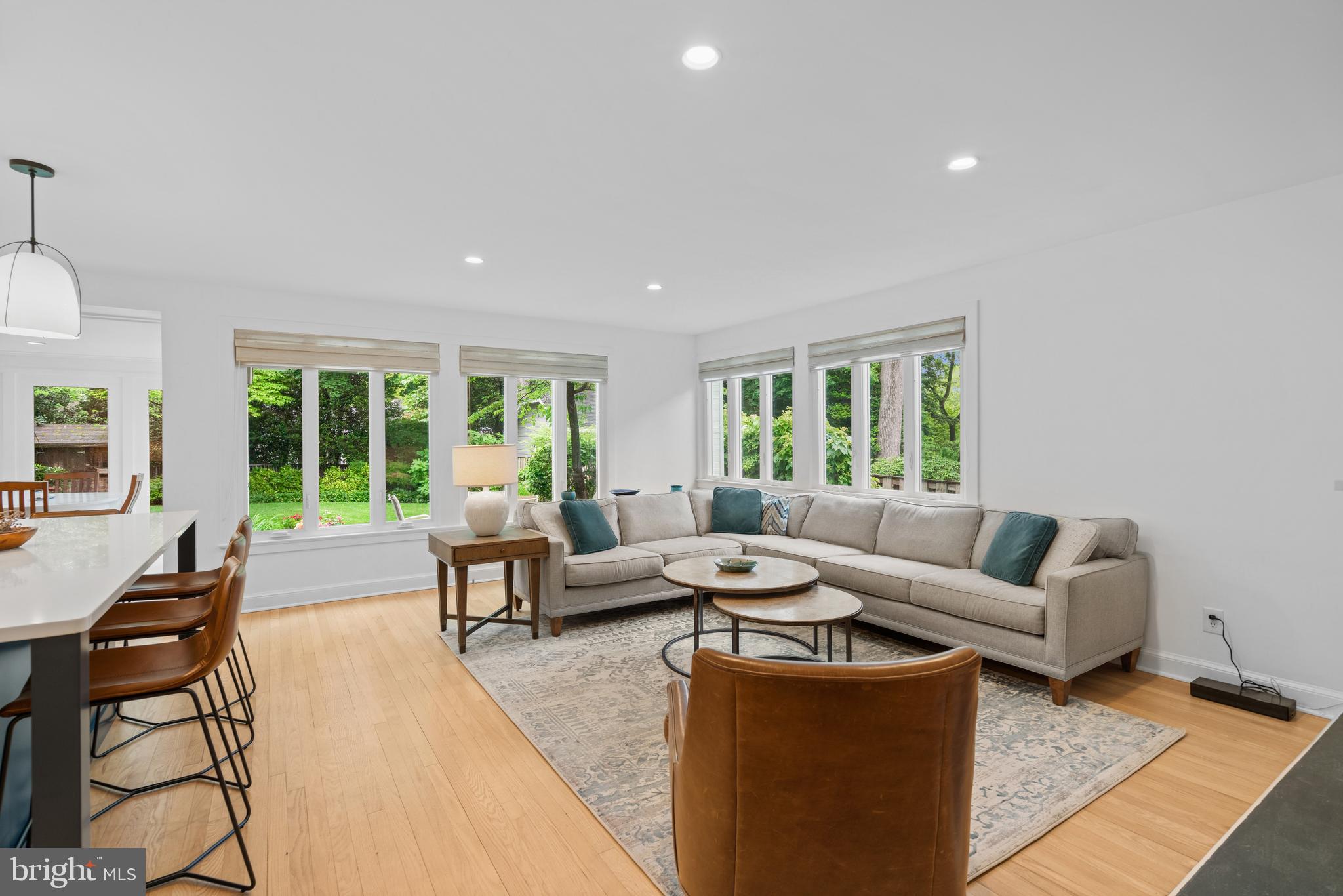 7301 Summit Avenue Chevy Chase, MD 20815 - Photo 18 of 59