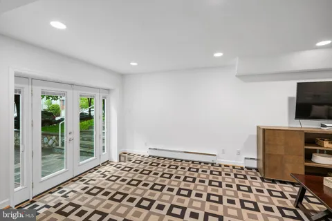 $1,729,000 | 7301 Summit Avenue, Chevy Chase, MD 20815