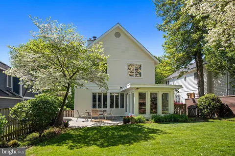 $1,729,000 | 7301 Summit Avenue, Chevy Chase, MD 20815