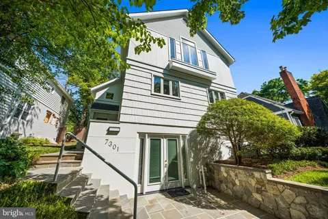 $1,729,000 | 7301 Summit Avenue, Chevy Chase, MD 20815
