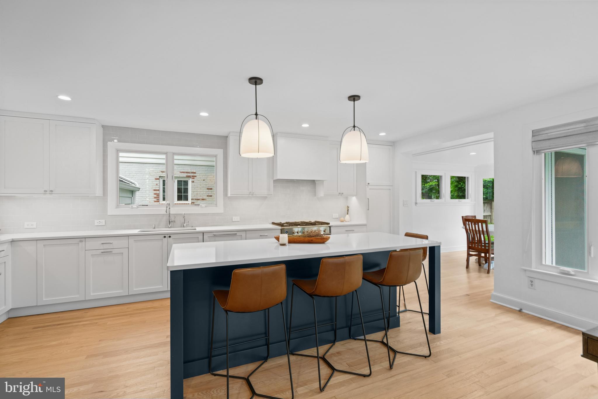 7301 Summit Avenue Chevy Chase, MD 20815 - Photo 9 of 59