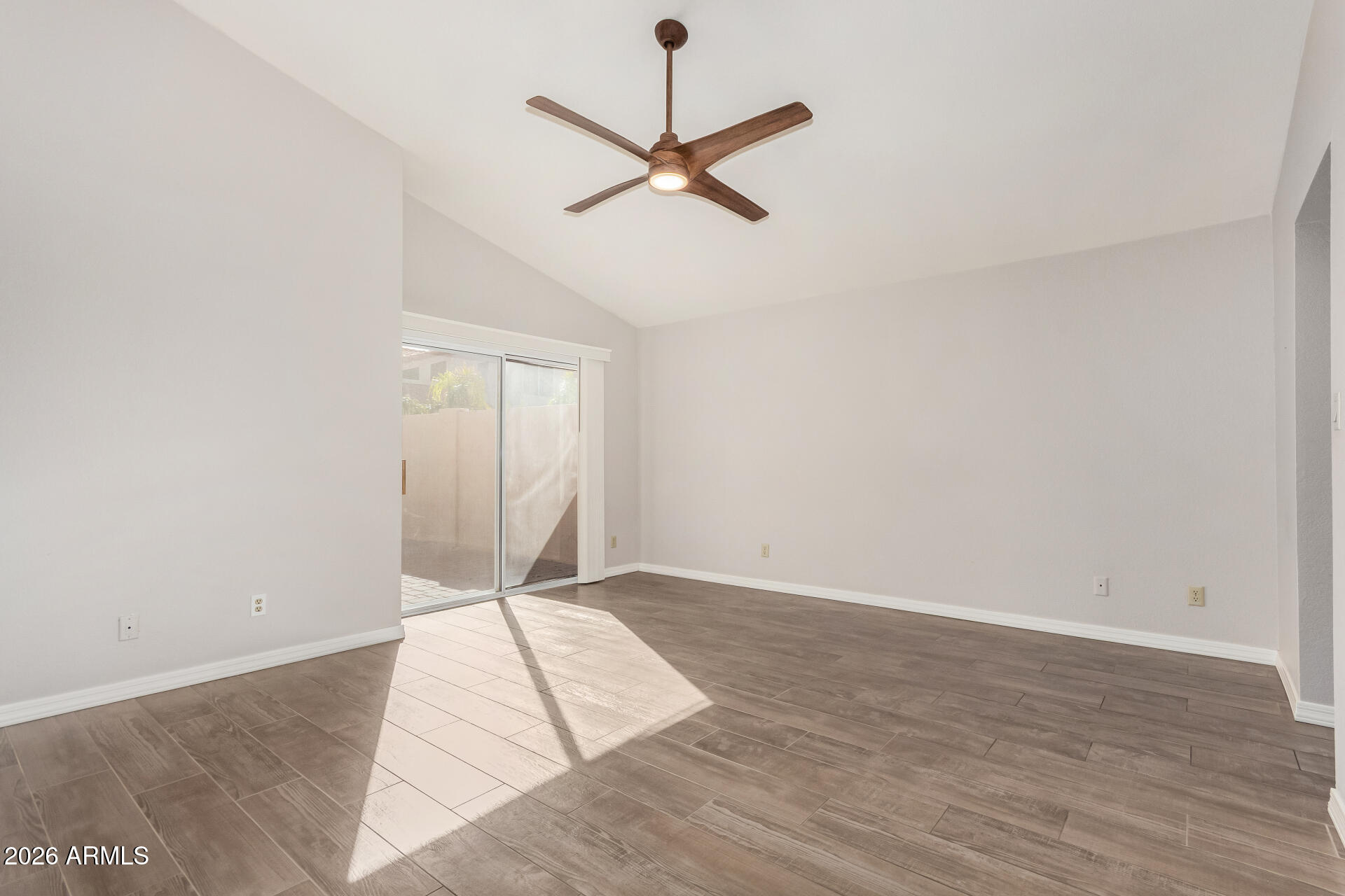 4109 East Mercer Lane Phoenix, AZ 85028 - Photo 20 of 37 Primary