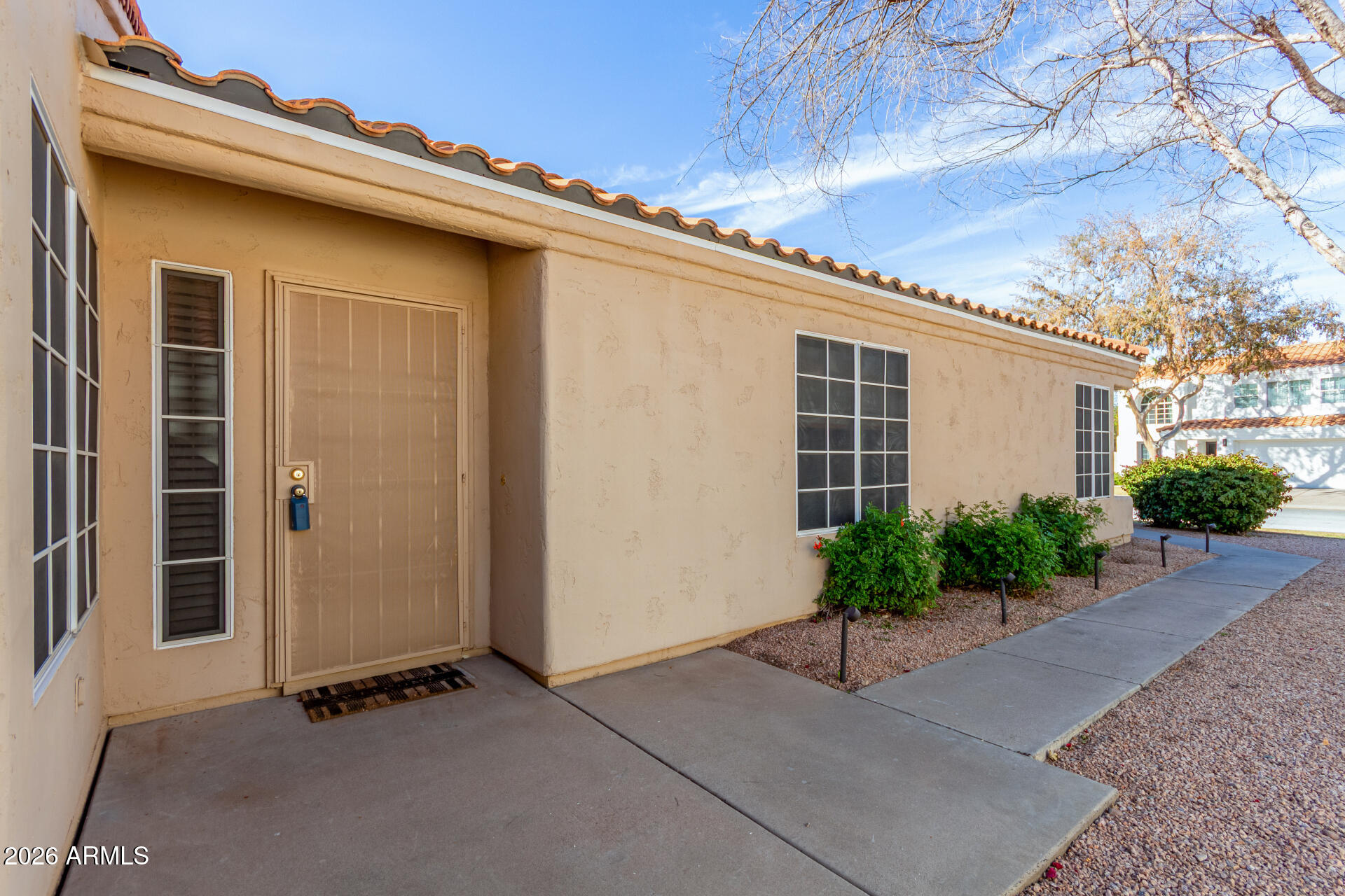 4109 East Mercer Lane Phoenix, AZ 85028 - Photo 6 of 37 07 - Mercer
