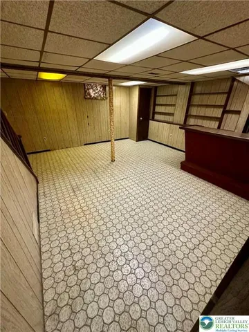 a view of an outdoor space