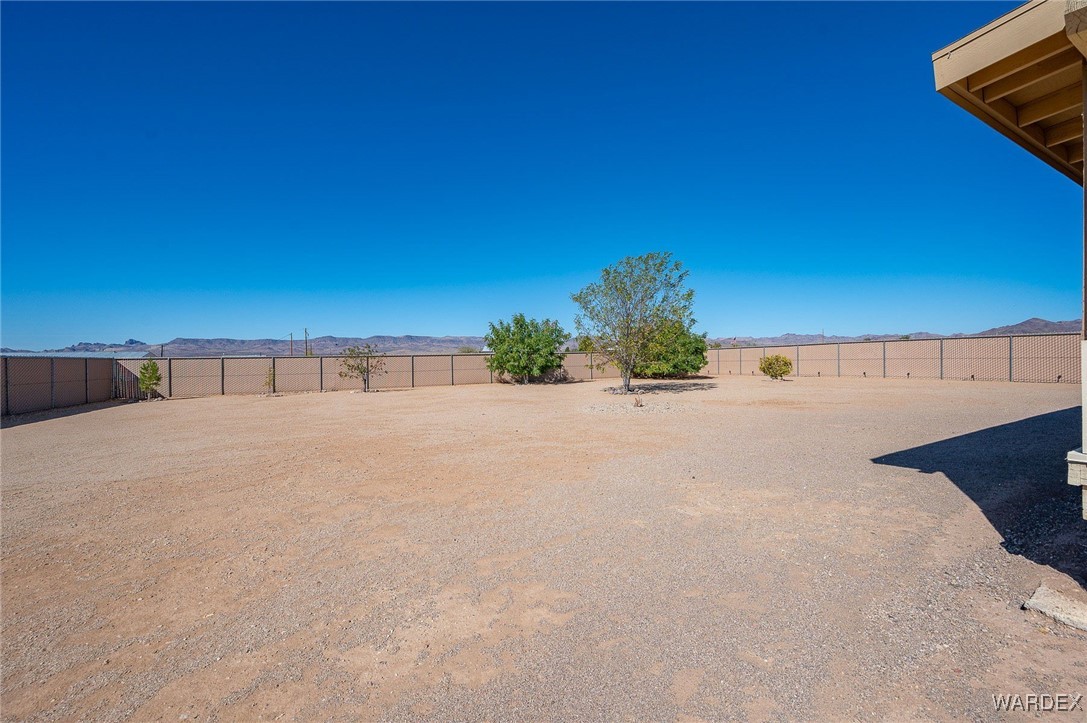 4874 Davis Road Golden Valley, AZ 86413 - Photo 14 of 72 Yard