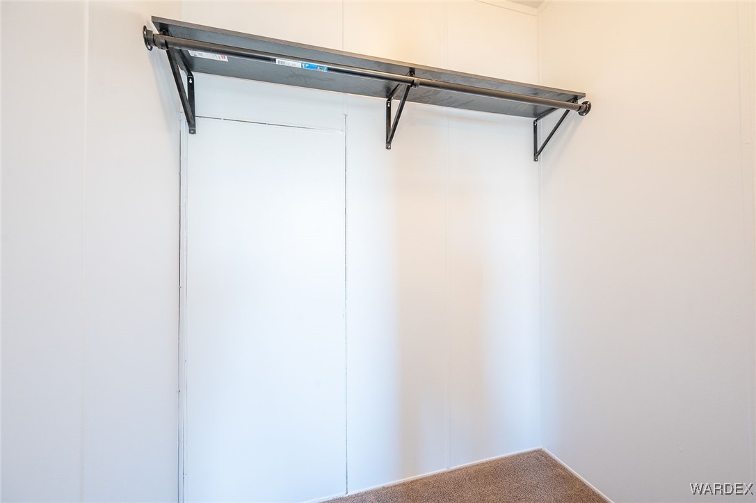 4874 Davis Road Golden Valley, AZ 86413 - Photo 42 of 72 Closet
