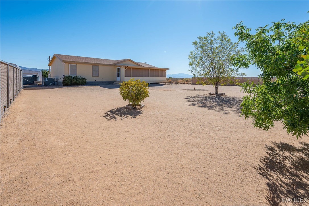 4874 Davis Road Golden Valley, AZ 86413 - Photo 7 of 72 Yard