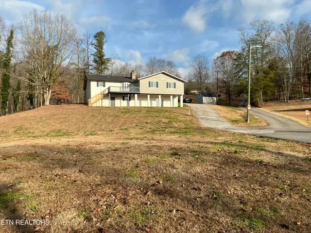 $749,500 | 8431 Rising Sun Drive, Corryton, TN 37721