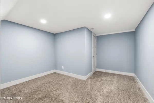 $739,900 | 8431 Rising Sun Drive, Corryton, TN 37721