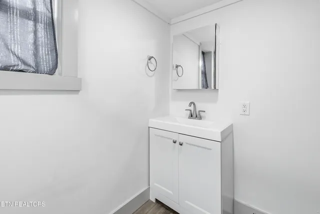 $749,500 | 8431 Rising Sun Drive, Corryton, TN 37721