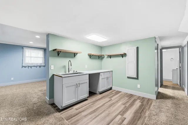 $749,500 | 8431 Rising Sun Drive, Corryton, TN 37721