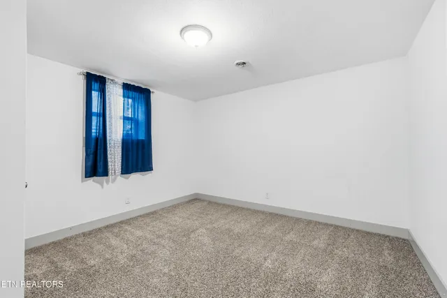 $749,500 | 8431 Rising Sun Drive, Corryton, TN 37721