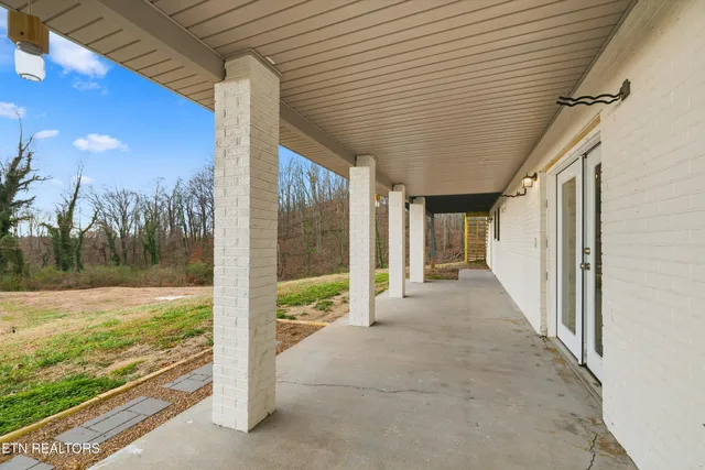 $749,500 | 8431 Rising Sun Drive, Corryton, TN 37721