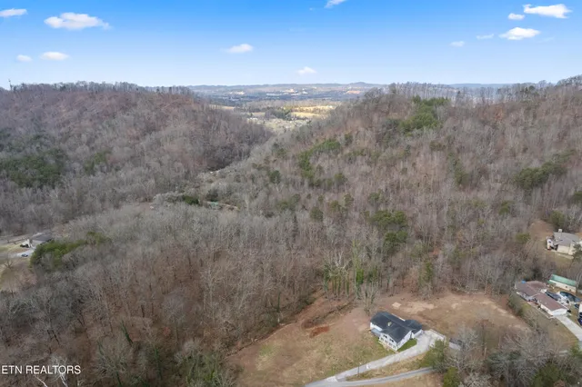 $749,500 | 8431 Rising Sun Drive, Corryton, TN 37721