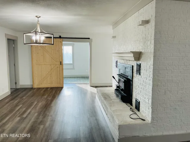 $749,500 | 8431 Rising Sun Drive, Corryton, TN 37721