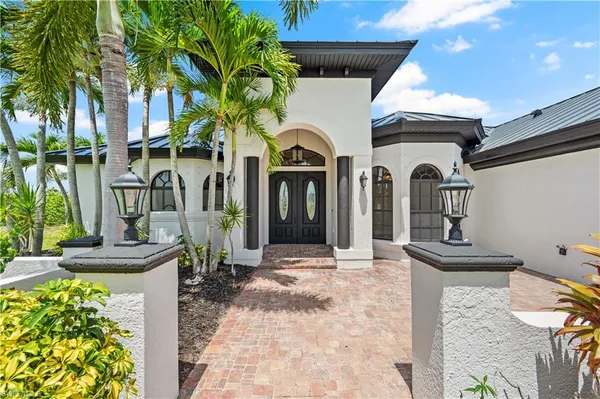 $3,900 | 506 Northwest 32nd Place, Cape Coral, FL 33993