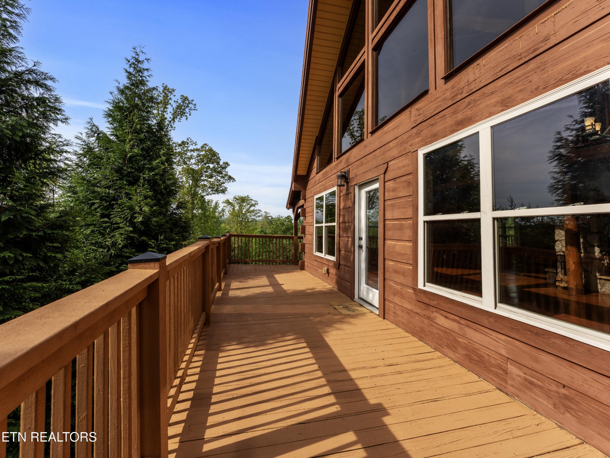 155 George Thomas Road Vonore, TN 37885 - Photo 28 of 51 a balcony with view of outdoor space