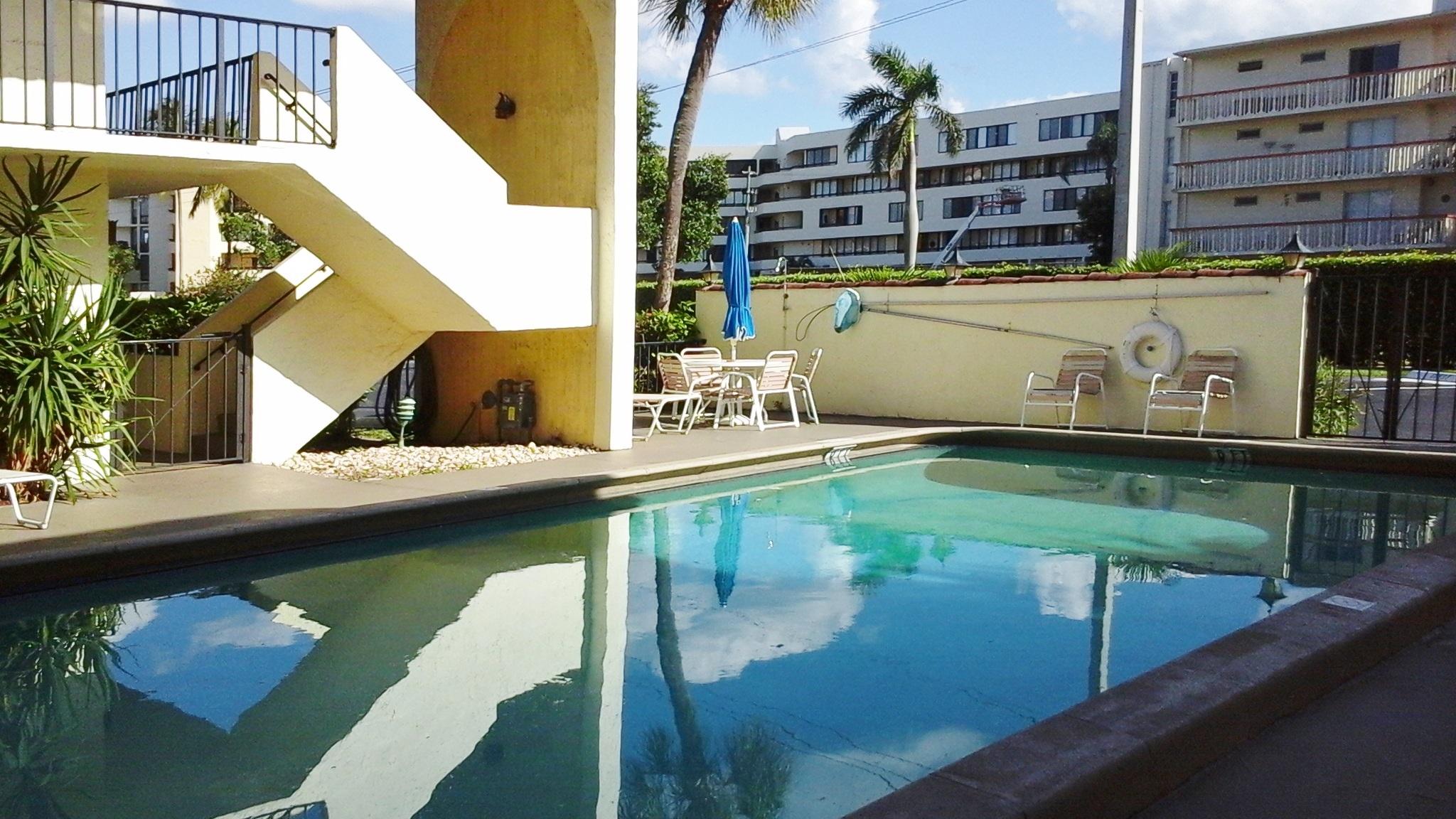 55 Southeast 14th Street, Unit 116 Boca Raton, FL 33432 - Photo 8 of 13 Boca Bella Pool