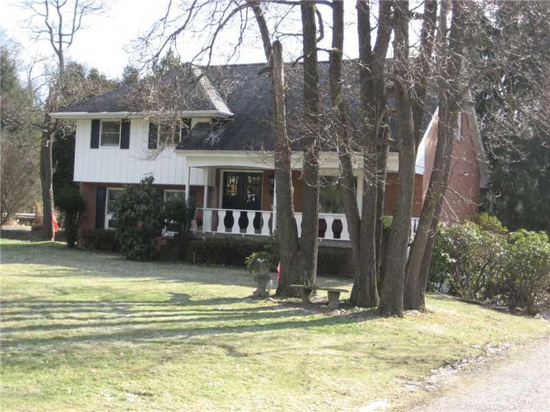 3826 Shepard Road Gibsonia, PA 15044 - Photo 3 of 23 Exterior Front.