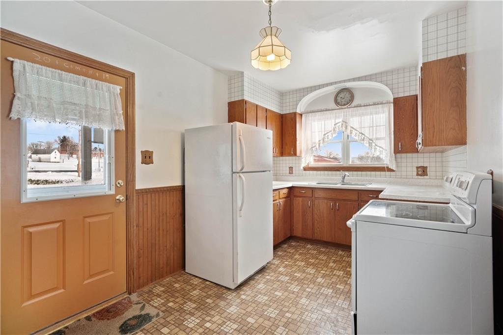 505 Fayette Street Perryopolis, PA 15473 - Photo 9 of 25 Gallery Image 9