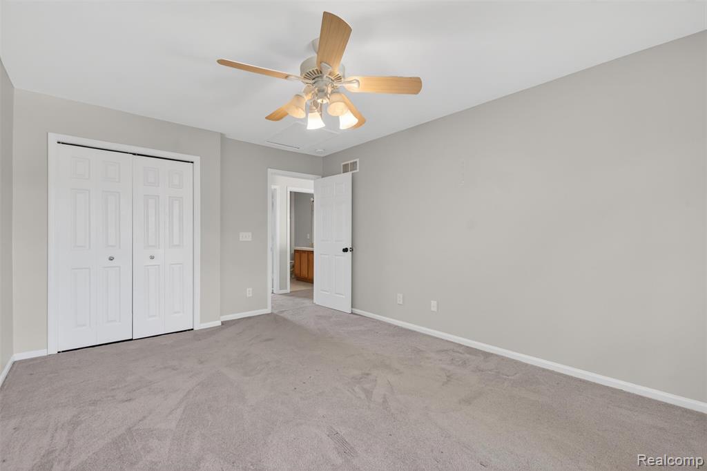 4642 Pond Run Canton, MI 48188 - Photo 39 of 49