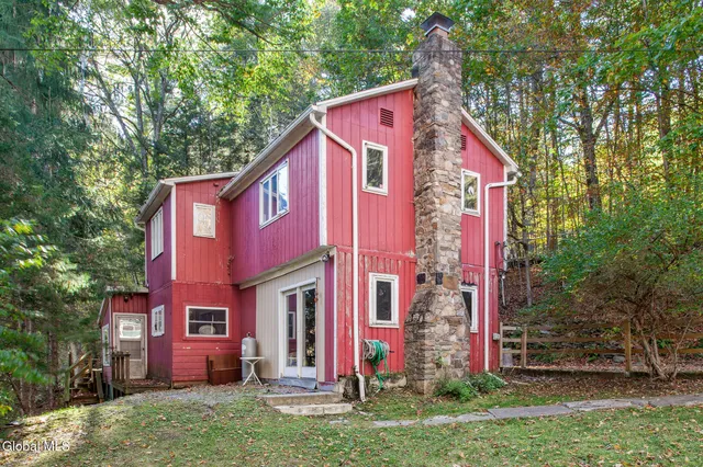 $185,000 | 243 Brooky Hollow Road, Middleburgh, NY 12122