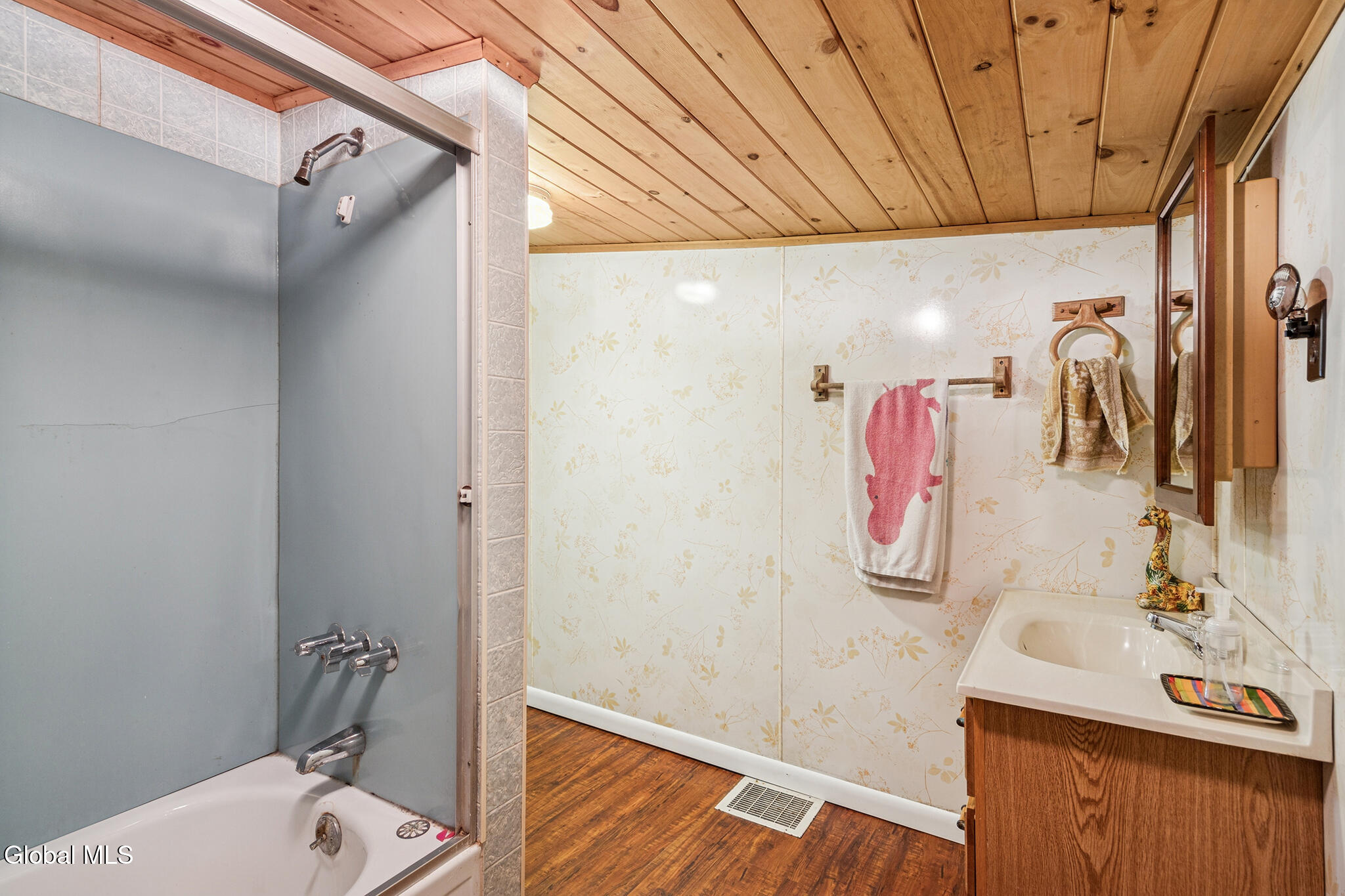 243 Brooky Hollow Road Middleburgh, NY 12122 - Photo 9 of 16 FS_LT_100125_0085