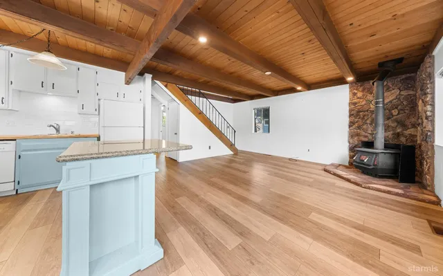 a view of a storage & utility room