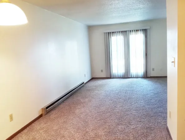 $768 | 102 Price Street, Lynn, IN 47355