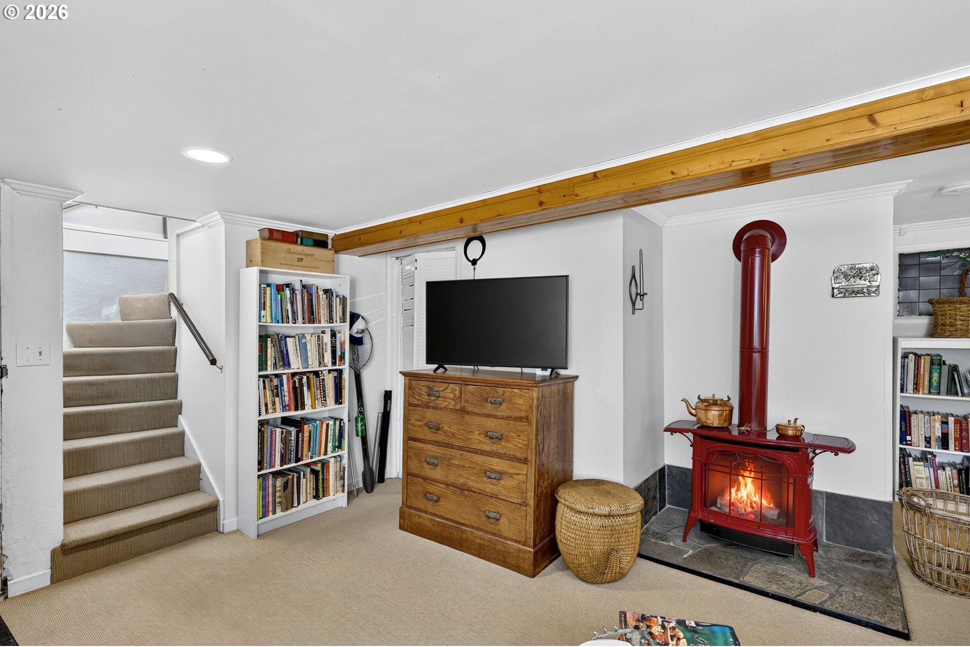 9225 Southwest Boones Ferry Road Portland, OR 97219 - Photo 27 of 48 Gallery Image 27