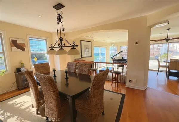 $1,895 | 100 Paseo De La Playa, Redondo Beach, CA 90277