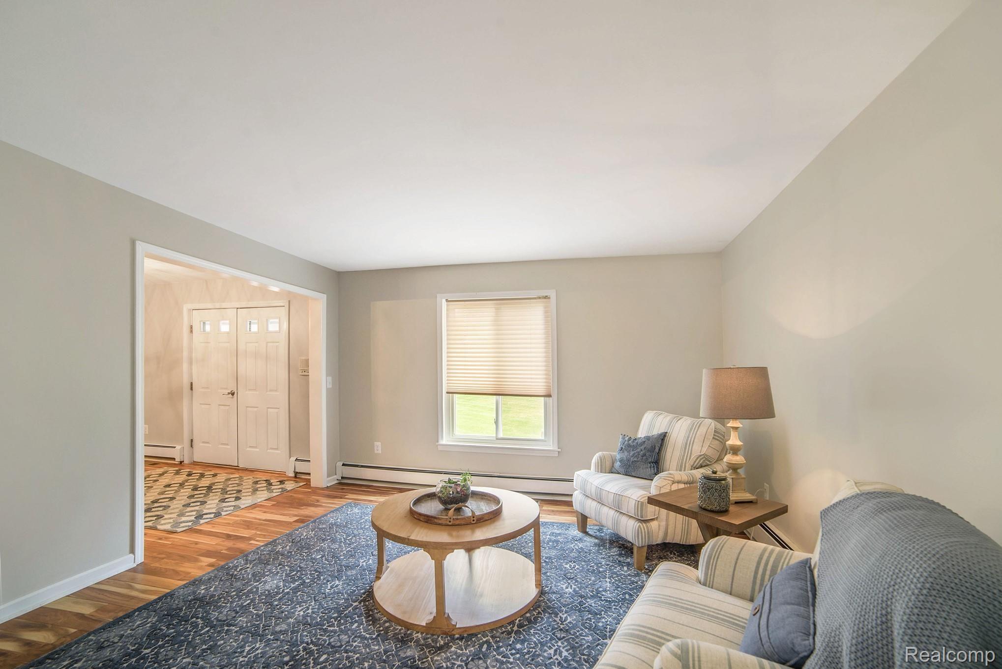 5811 Edgar Road Clarkston, MI 48346 - Photo 4 of 46 5811 Edgar Rd - Photo (3).jpg