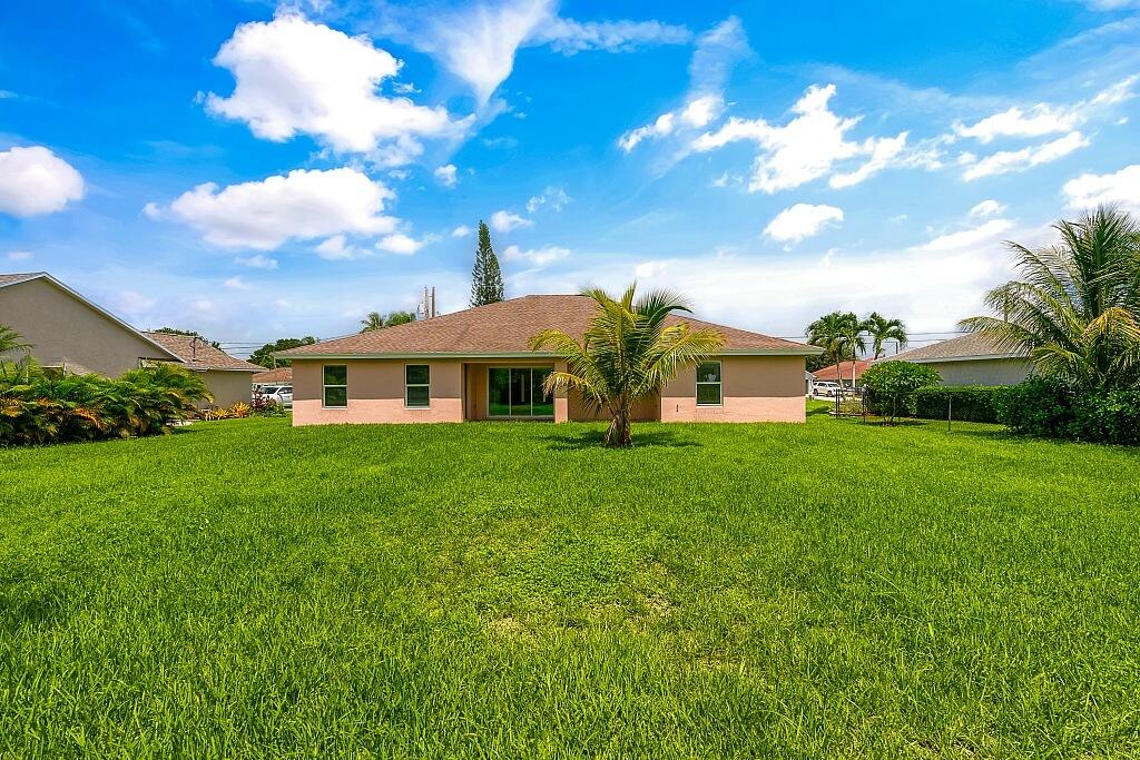 2942 Southeast Bella Road Port St. Lucie, FL 34984 - Photo 25 of 25 2942-SE-Bella-Rd-047-1024