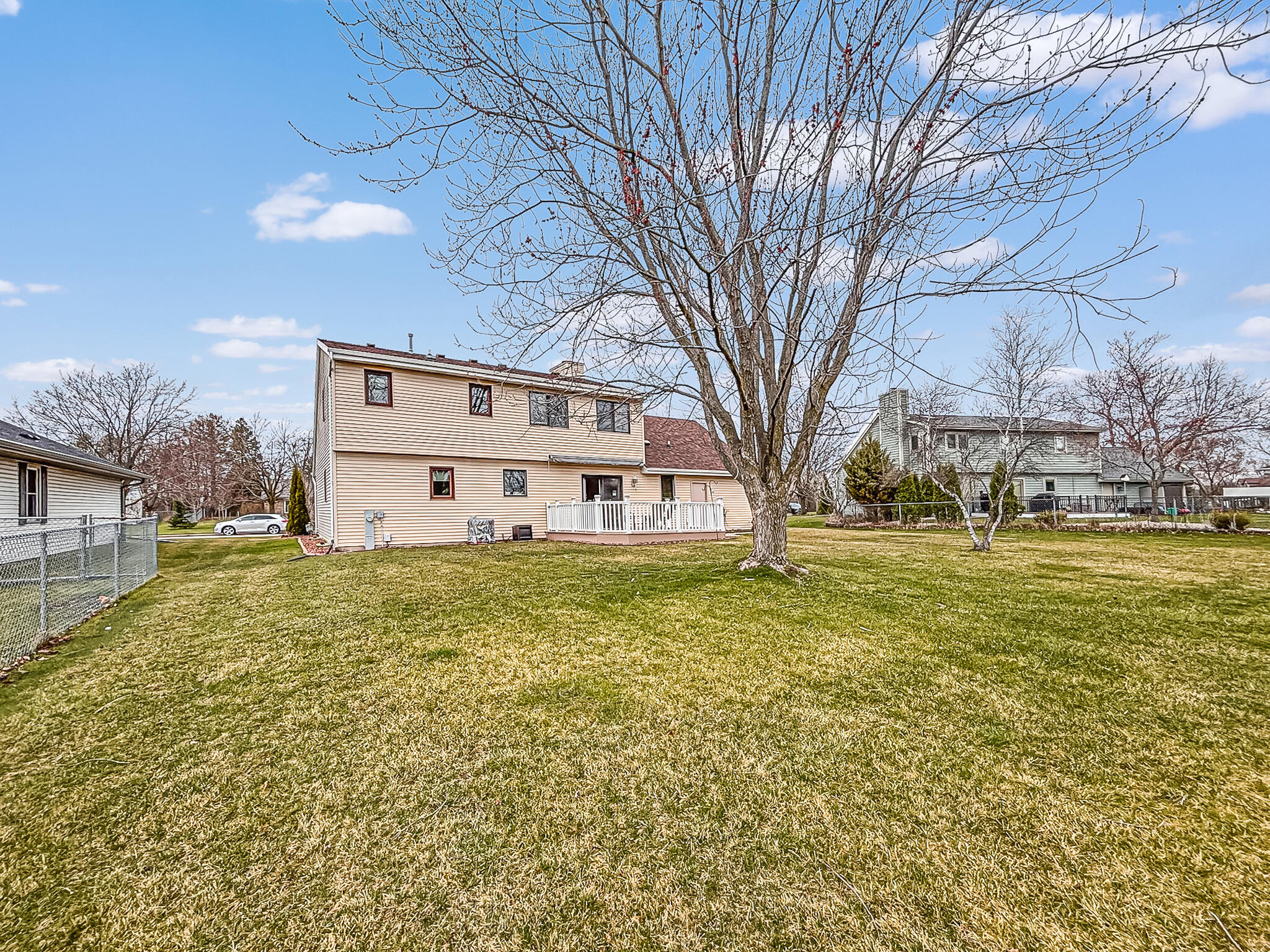 7236 South Hillendale Drive Franklin, WI 53132 - Photo 34 of 38 Large Backyard
