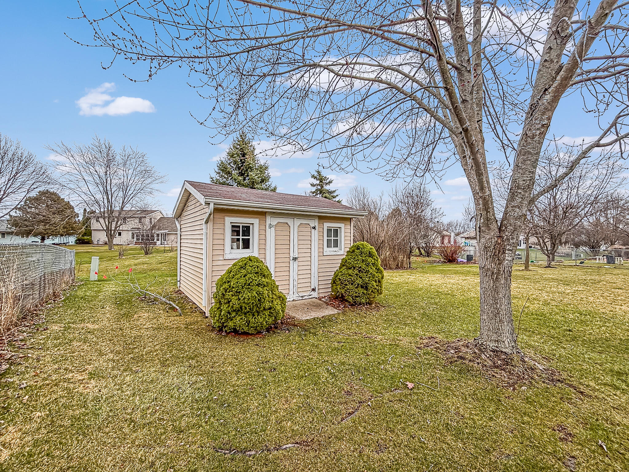 7236 South Hillendale Drive Franklin, WI 53132 - Photo 35 of 38 Yard Shed
