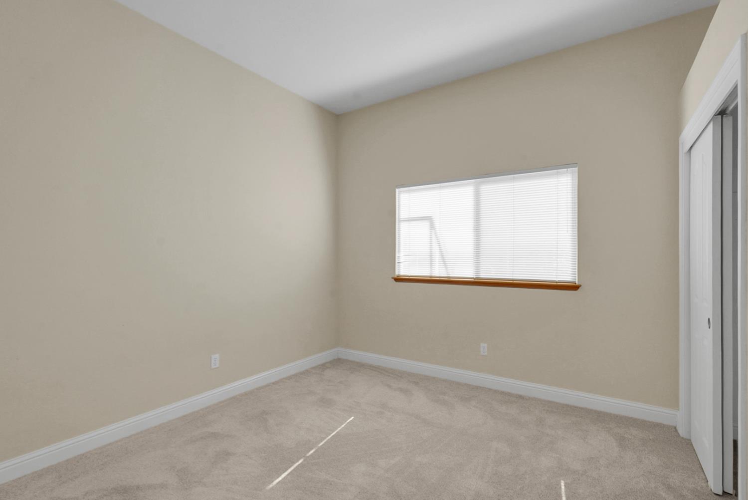 1163 Bailey Drive Ripon, CA 95366 - Photo 21 of 37 Bright secondary bedroom with flexible use.