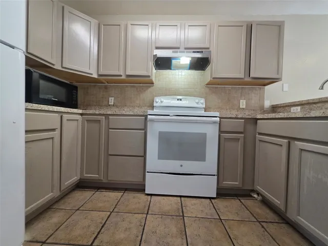 $1,375 | 2200 Katy Lane, Unit D, Georgetown, TX 78626