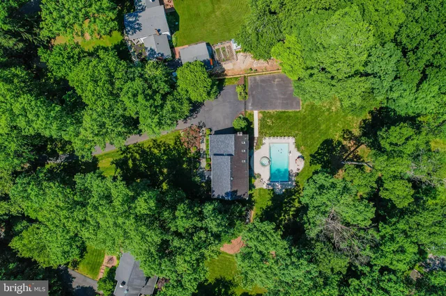 $1,439,900 | 116 Lake Drive, Sterling, VA 20164