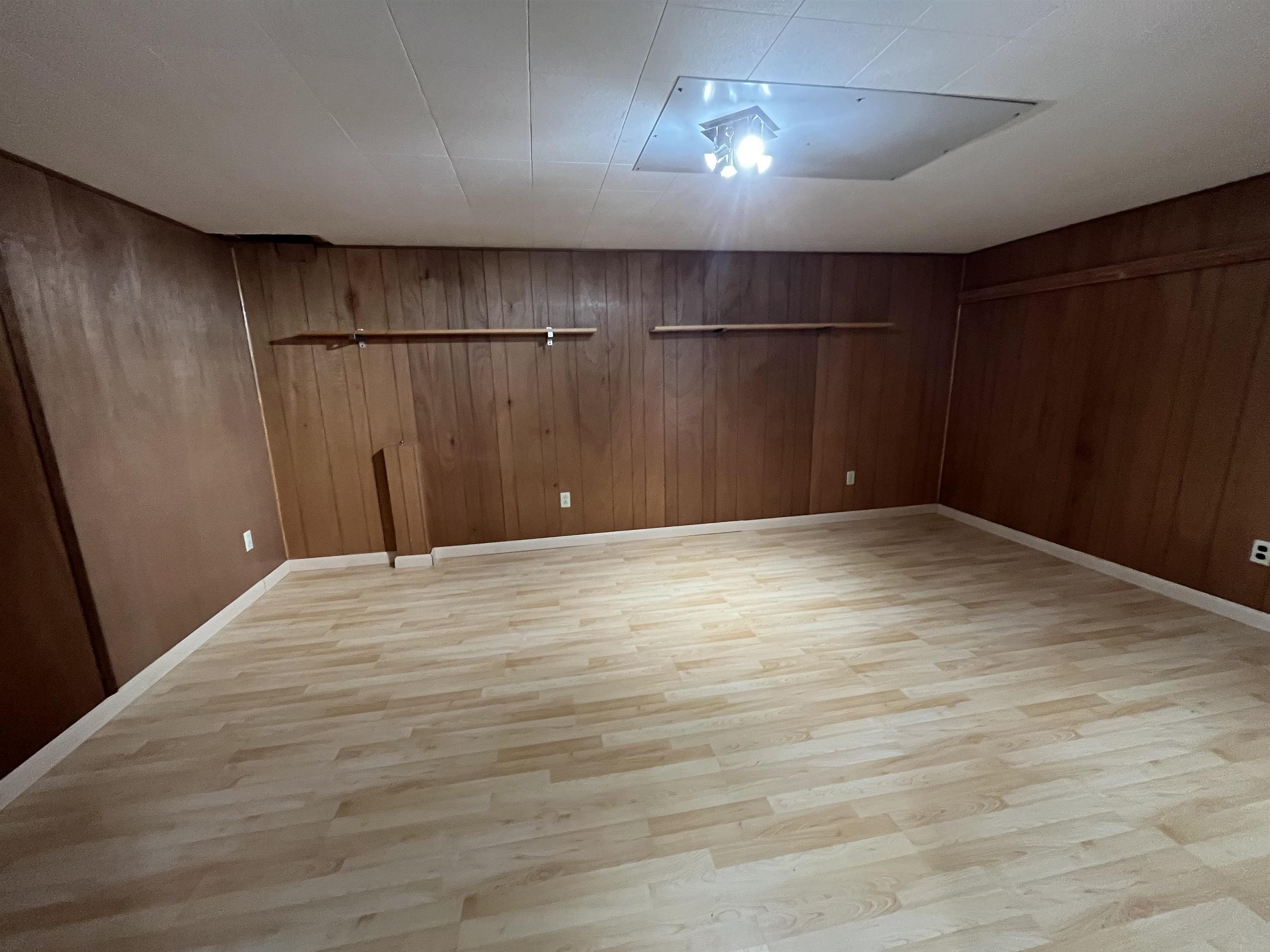 207 West Hoerner Avenue Spokane, WA 99218 - Photo 15 of 31