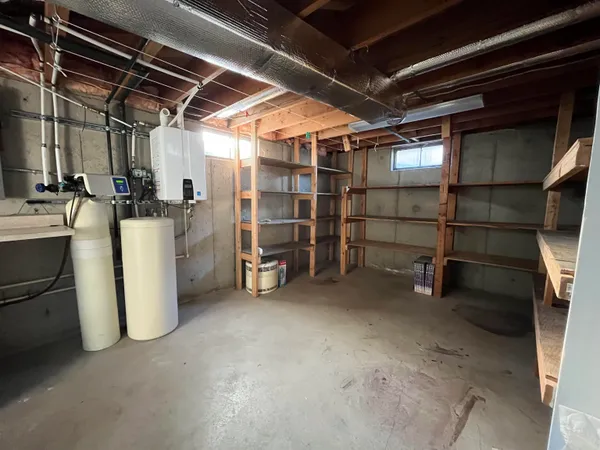 $429,000 | 207 West Hoerner Avenue, Spokane, WA 99218