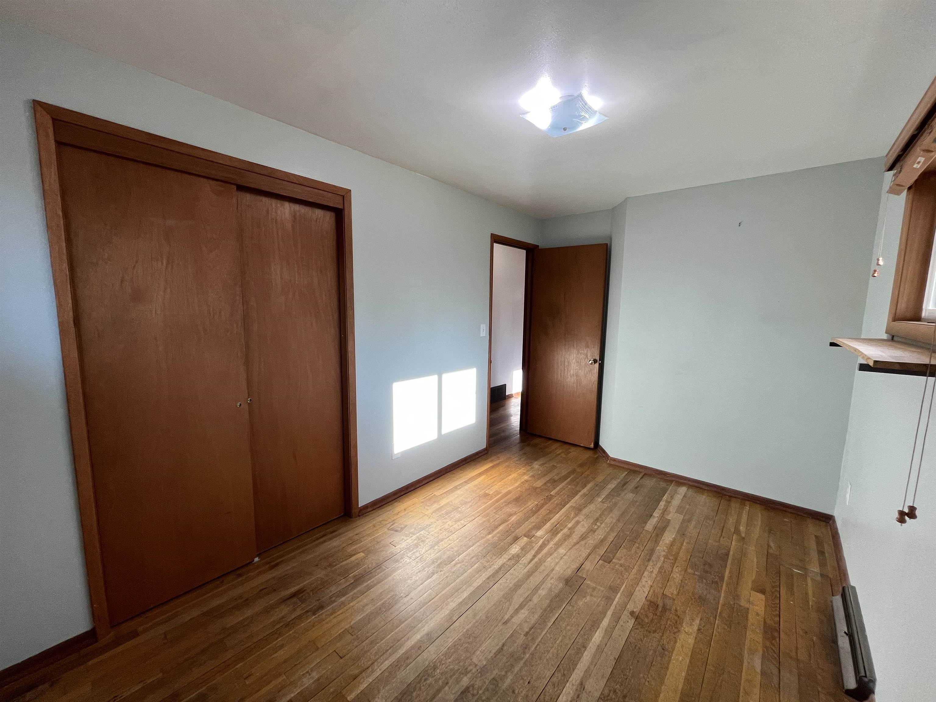 207 West Hoerner Avenue Spokane, WA 99218 - Photo 10 of 31